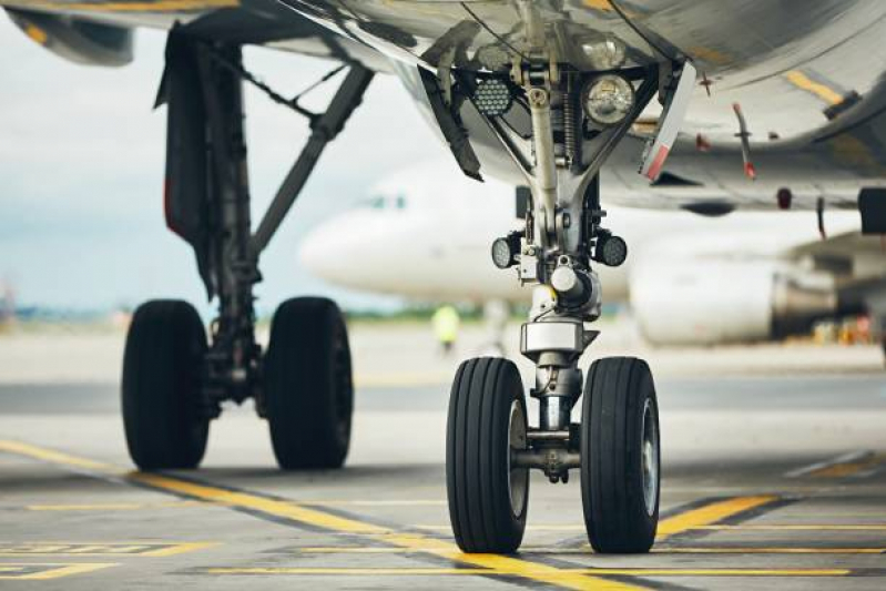 Peças de Avião Perna Trem Quixadá - Peças de Avião Charuto